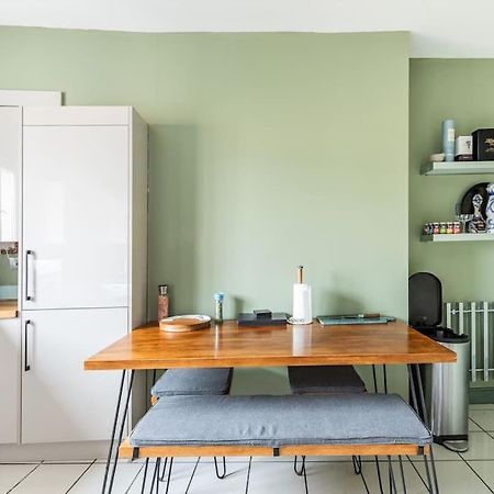 Appartamento Harbourside Haven - Stylish Retreat In Hotwell - Free Parking Bristol Esterno foto