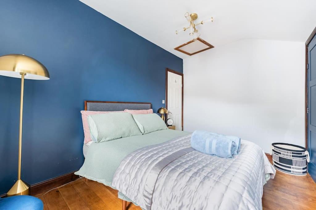 Appartamento Harbourside Haven - Stylish Retreat In Hotwell - Free Parking Bristol Esterno foto